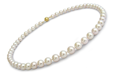 collier de perles blanches akoya