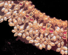 collier ancien de perles fines